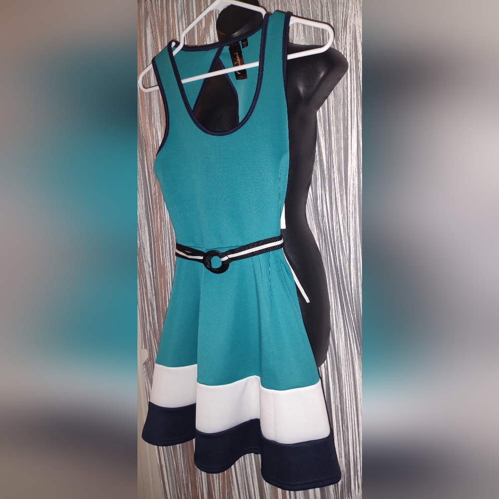 Trixxi aqua, navy, white semi formal dress size small New with tags